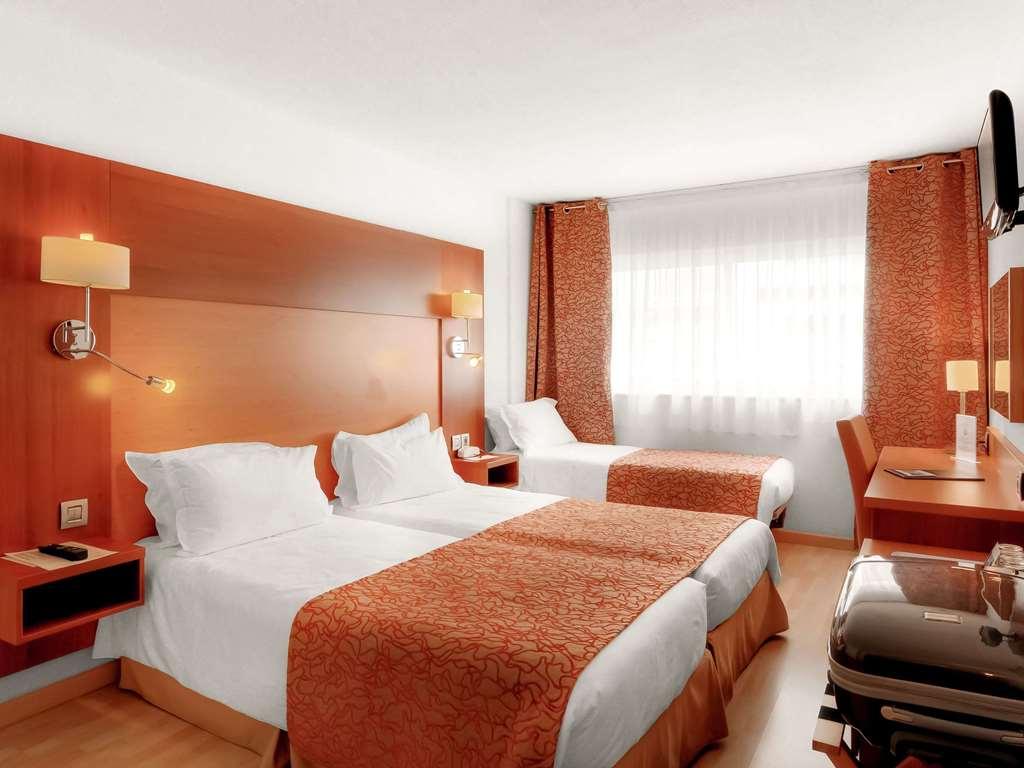 Hotel Continental Saint-Raphaël Zimmer foto